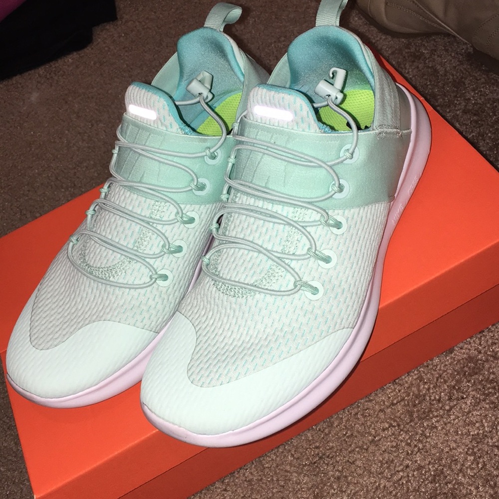 Nike free